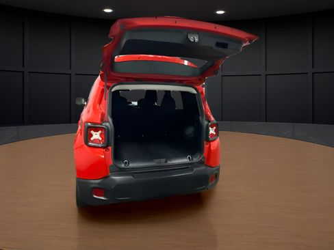 Used 2020 Jeep Renegade Sport FWD image 7