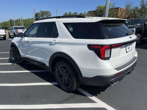 New 2026 Ford Explorer ST AWD/4WD image 4