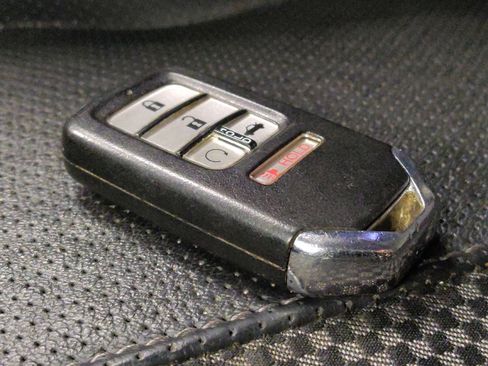 Used 2019 Honda Civic EX-L image 32