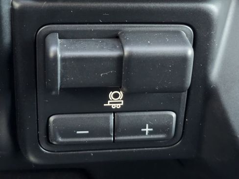 Used 2021 Chevrolet Silverado 1500 RST w/ All Star Edition Plus image 11