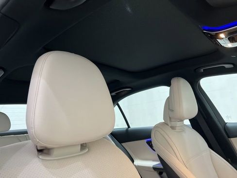 Used 2025 Mercedes-Benz C 300 C 300 image 60