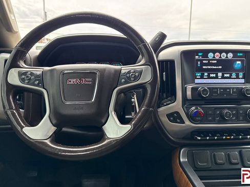 Used 2018 GMC Sierra 2500 SLT image 15