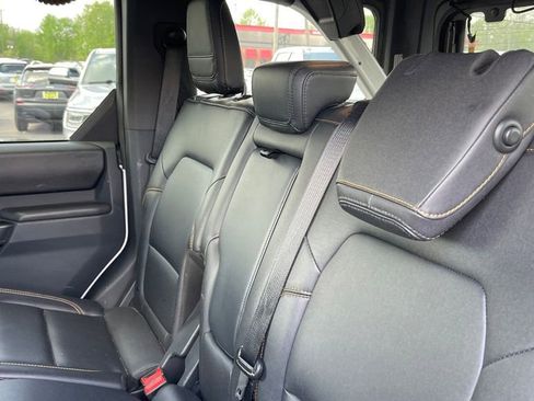 Used 2024 Ford Bronco Badlands AWD/4WD image 11