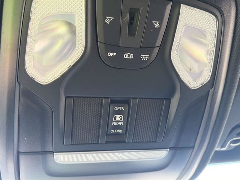 Used 2024 RAM 1500 Tradesman w/ Night Edition AWD/4WD image 17