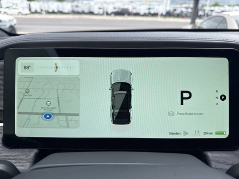 Used 2022 Rivian R1S Launch Edition AWD/4WD image 27