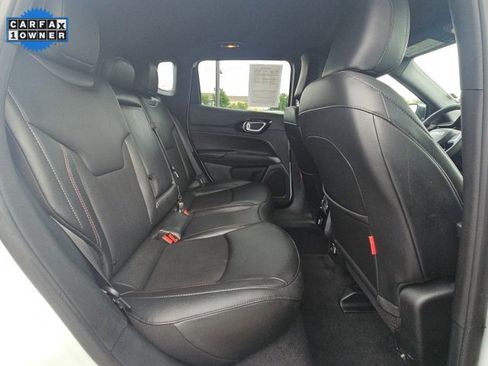 Used 2024 Jeep Compass Trailhawk image 10
