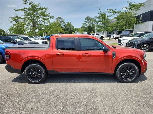 New 2024 Ford Maverick Lariat w/ Black Appearance Package image 2