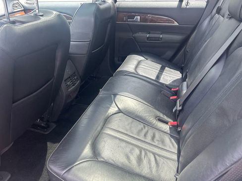 Used 2015 Lincoln MKX AWD w/ Equipment Group 102A image 11