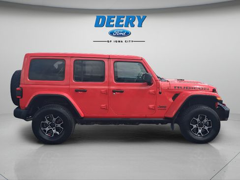 Used 2018 Jeep Wrangler Unlimited Rubicon w/ Dual Top Group AWD/4WD image 14