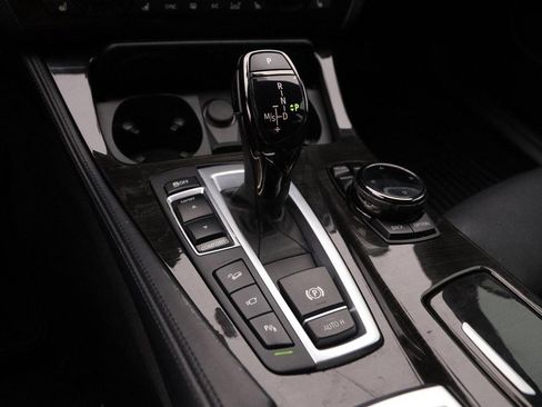 Used 2016 BMW 550i xDrive Sedan AWD/4WD image 23