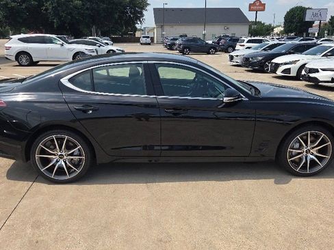 Used 2026 Genesis G70 2.5T RWD image 3