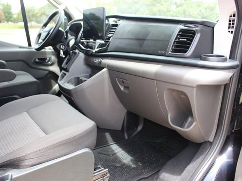 Used 2025 Ford Transit 350 XLT RWD image 13