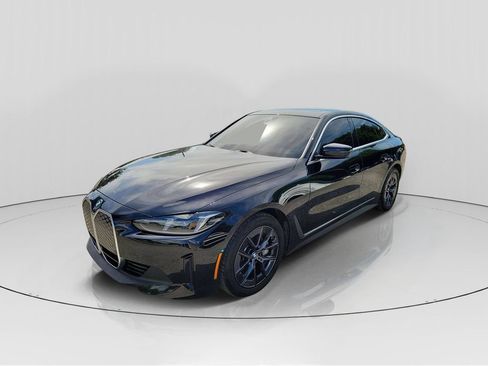 Used 2025 BMW i4 eDrive40 RWD image 3