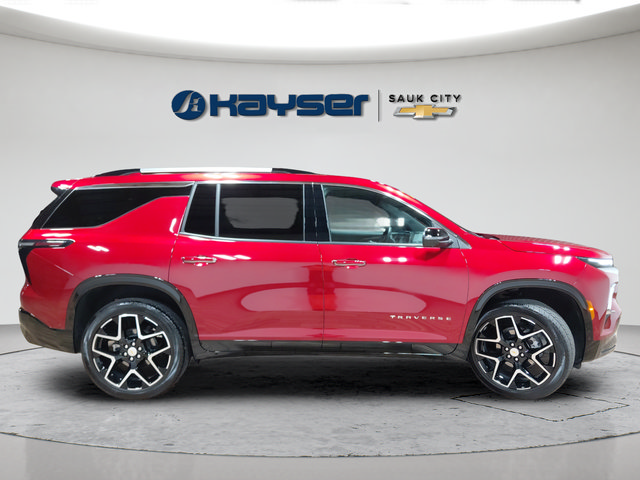 Used 2026 Chevrolet Traverse High Country w/ LPO, Floor Liner Package AWD/4WD image 8