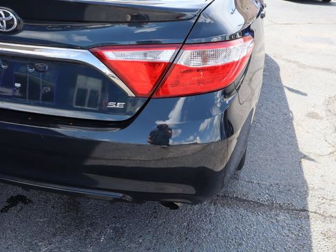 Used 2016 Toyota Camry SE FWD image 31