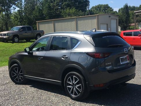Used 2018 MAZDA CX-5 Touring w/ Preferred Equipment Package FWD image 3