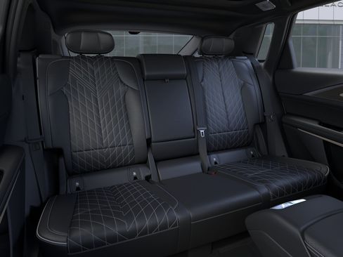 New 2026 Cadillac Lyriq V w/ LPO, Floor Liner Package AWD/4WD image 17