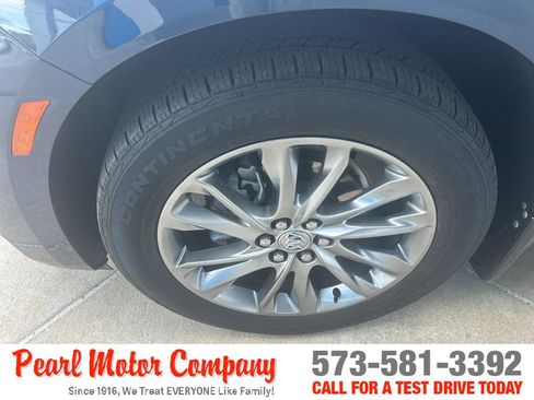 Certified 2023 Buick Enclave Avenir w/ Avenir Technology Package AWD/4WD image 8