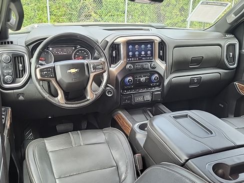 Used 2022 Chevrolet Silverado 3500 High Country w/ Technology Package AWD/4WD image 15