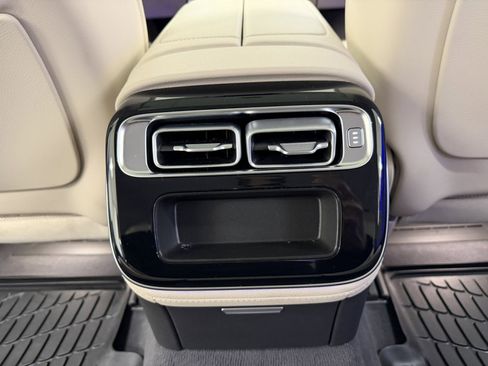 Used 2022 Mercedes-Benz S 580 4MATIC Sedan image 40