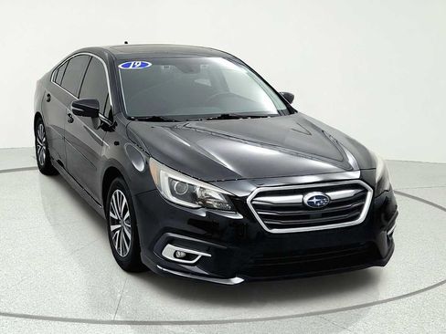 Used 2019 Subaru Legacy 2.5i Premium AWD/4WD image 2