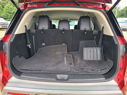 Used 2023 Nissan Pathfinder SL image 42