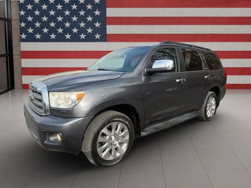 Used 2013 Toyota Sequoia Limited image 2