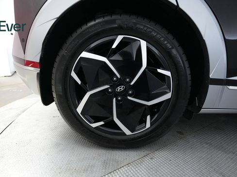 Used 2024 Hyundai Ioniq 5 Limited RWD image 22