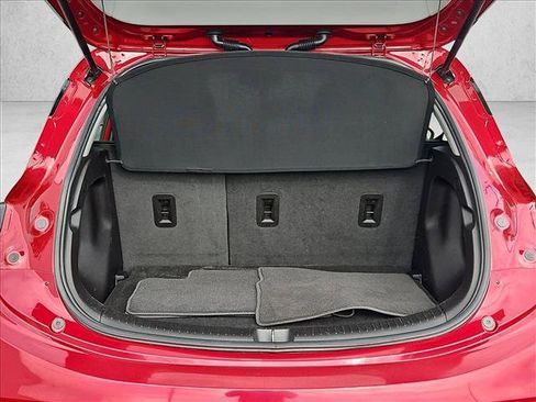 Certified 2023 Chevrolet Bolt LT w/ Infotainment Package FWD image 10