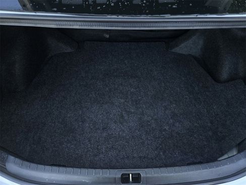 Used 2019 Toyota Corolla SE image 25