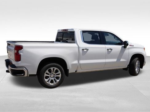 Certified 2024 Chevrolet Silverado 1500 LTZ w/ LTZ Premium Package AWD/4WD image 4