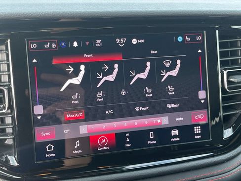 Used 2025 Dodge Durango R/T AWD/4WD image 19
