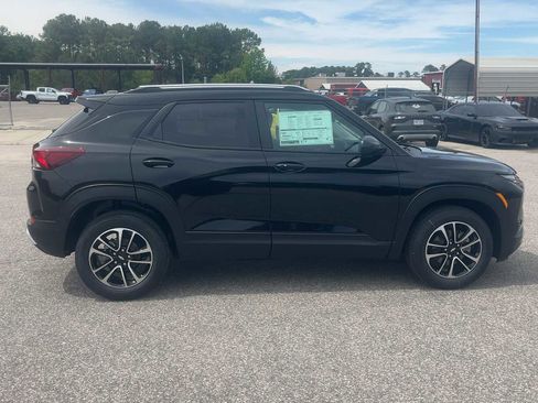 New 2026 Chevrolet TrailBlazer LT FWD image 7