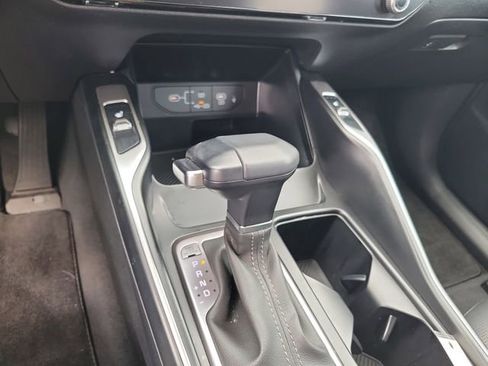 Used 2025 Kia Sorento S FWD image 24