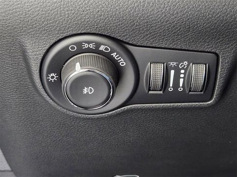 New 2026 Jeep Compass Latitude image 26