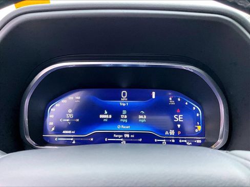 Certified 2023 Chevrolet Suburban Premier image 23