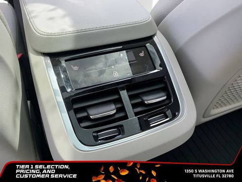 Used 2023 Volvo XC90 B6 Plus w/ Protection Package Premier AWD/4WD image 27