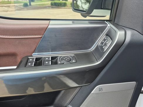 Used 2022 Ford F150 Lariat AWD/4WD image 16
