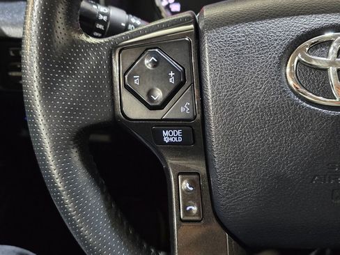 Used 2020 Toyota 4Runner Venture image 20