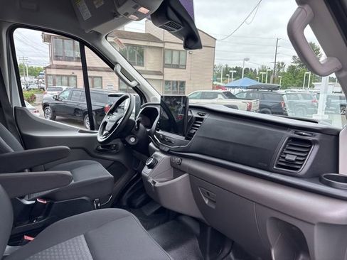 Used 2023 Ford E-Transit Medium Roof RWD image 36