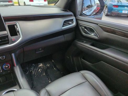 Used 2021 Chevrolet Tahoe LT w/ LT Signature Package RWD image 18