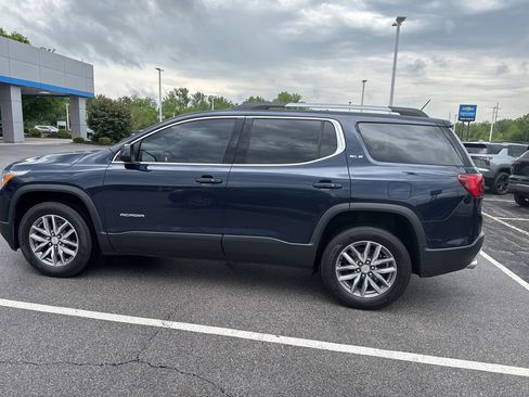 Used 2017 GMC Acadia SLE AWD/4WD image 8