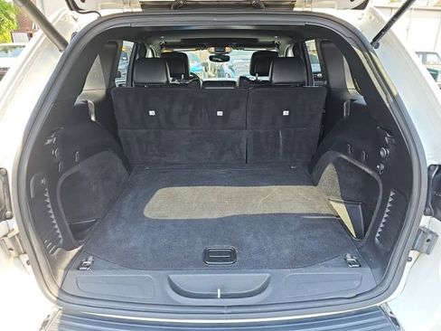 Used 2020 Jeep Grand Cherokee Limited RWD image 14