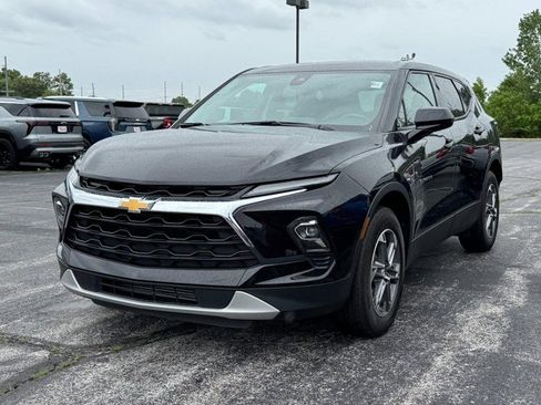 Used 2023 Chevrolet Blazer LT w/ Driver Confidence Package AWD/4WD image 8