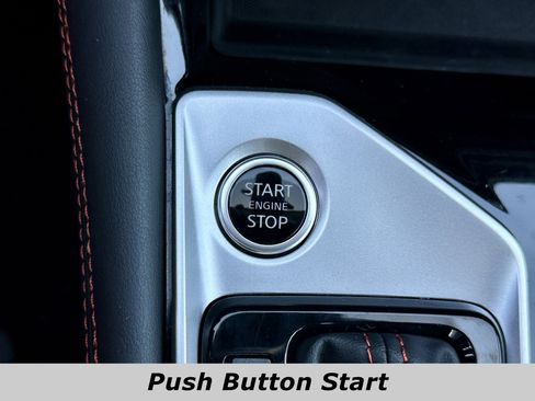 Used 2025 Nissan Altima 2.5 SR image 11