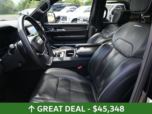 Used 2023 Jeep Grand Wagoneer L Series II AWD/4WD image 19