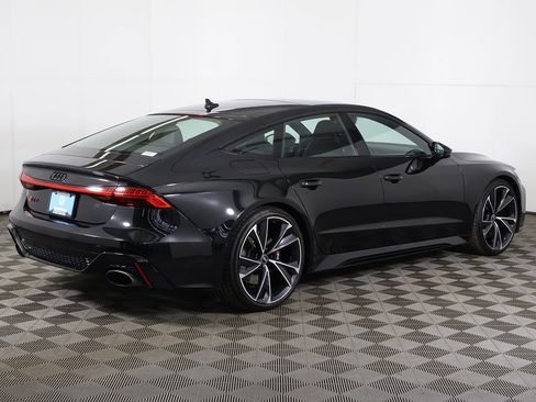 Used 2022 Audi RS 7 4.0T image 12