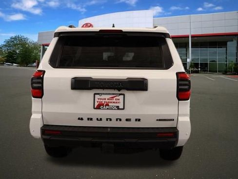 New 2026 Toyota 4Runner TRD Off-Road image 3