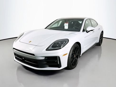 New 2025 Porsche Panamera image 1