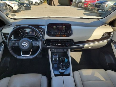 Used 2023 Nissan Rogue SL w/ SL Premium Package image 26